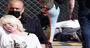 Billie Eilish hayranına yere yatarak ulaştı