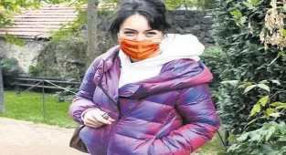 Buluşmaya otobüsle gitti