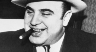 California'da Al Capone'un Eşyaları Açık Arttırmada