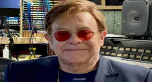Elton John rekor kırdı!