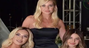 Emin Ün kardeşiyle fotoğrafını paylaştı