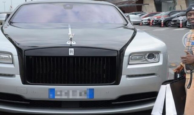 Mbaye Diagne'nin 7 milyon TL'lik oyuncağı!