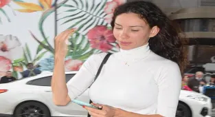 Mihriban Hurmacı'nın ağzını bıçak açmadı