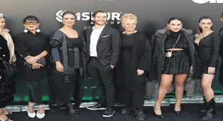 Muhteşem açılış