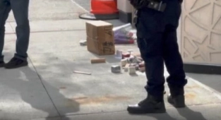New York'ta Türkevi'nin Önünde Şüpheli Paket