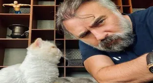 Oktay Kaynarca'nın annesiyle pozuna beğeni yağdı