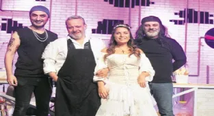 Prömiyer yaptı