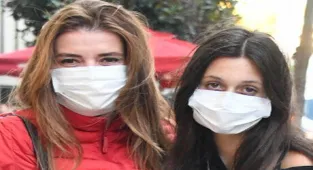 Şebnem Özinal'ın kızı Ayşe büyüdü