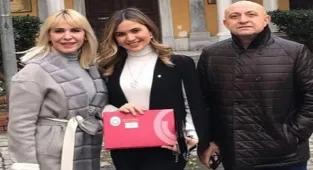 Sinan-Ayşe Engin'in kızları Elif Engin avukat oldu