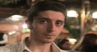 Tarkan ile reklamda oynayan Rojhan Özsoy kimdir?