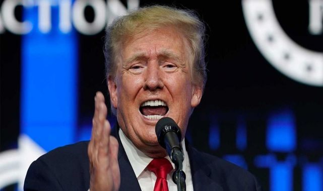 Trump'tan 'Beni hala özlemediniz mi?' mesajı