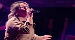 Zeynep Avcı Yalan şarkısıyla Voice of Germany yarışmasına damga vurdu! Zeynep Avcı kimdir?