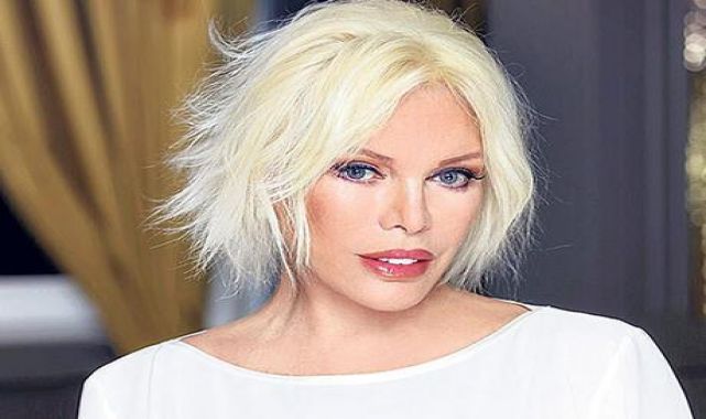 Ajda zirvede
