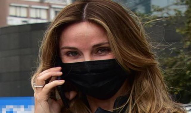 Demet Şener: İzmir'de defileye çıktım