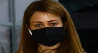 Derya Uluğ sahnede değil, ekranda olacak