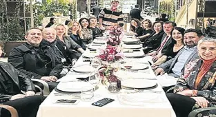 Dostluk masası