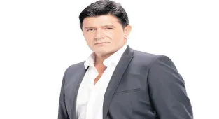 Ekrana döndü
