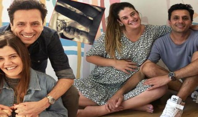 İki ay önce anne olan Müjgan Ferhan Şensoy'dan Pera'lı ilk poz