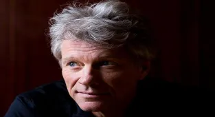 Jon Bon Jovi koronavirüse yakalandı