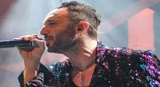 Mabel Matiz: Kekemeden pop star yarattım