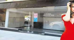 Mağazaya kilit vurdu