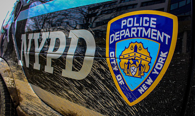 New York'ta Polisin Müdahale Ettiği Kişi Alev Aldı