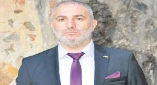 Ödüle doymuyor!
