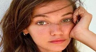 Pınar Deniz'den anlamlı çağrı