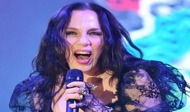 Sertab Erener'den genç müzisyenlere destek