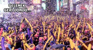 Times Square'de Yılbaşı Kutlamaları Duyurusu!