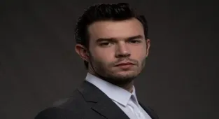 Aytaç Şaşmaz kimdir, kaç yaşında, nereli? Aytaç Şaşmaz'ın sevgilisi ve kardeşi kim?
