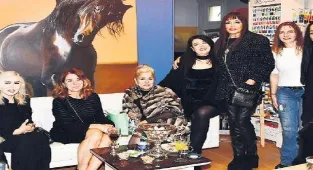 Dostlar bir arada