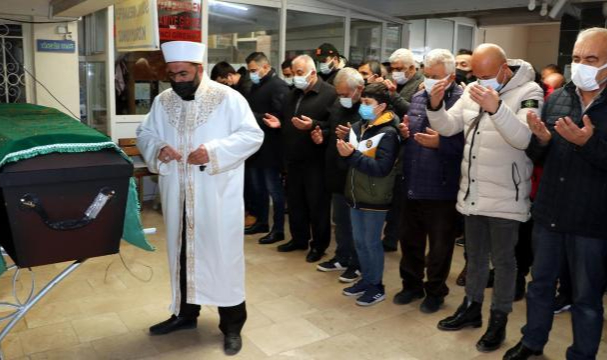 Dövülerek Öldürülen Türk İşçi Toprağa Verildi