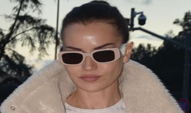 Fahriye Evcen'in alışveriş şıklığı