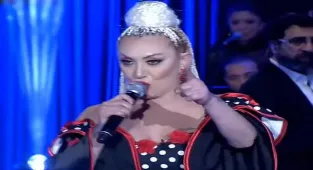 Güllü kimdir, kaç yaşında? Şarkıcı Güllü kimdir? Albüm ve şarkıları...