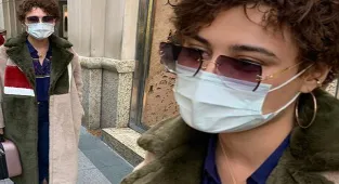 Merve Çağıran'ın küçük bavulu dikkat çekti
