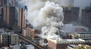 New York’ta Evde Patlama: 6 Yaralı