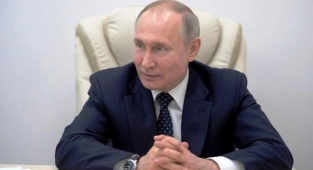 Putin: "Hz. Muhammed'e yönelik hakaret, sanat özgürlüğü değil"
