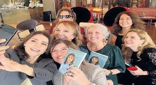 Renkli kitap tanıtımı