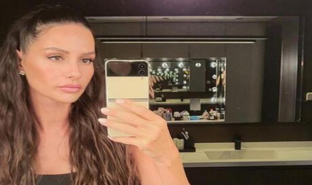 Yasemin Özilhan'ın bluzu sosyal medyada gündem oldu!