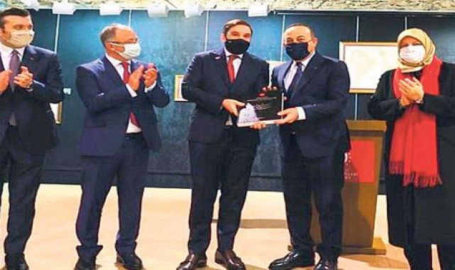 Bakandan özel armağan