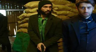 Bora Akkaş, 'Üç Kuruş'a katıldı!