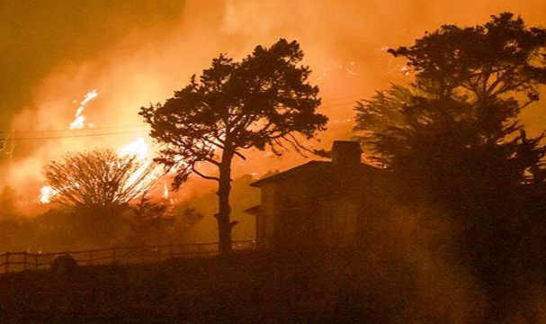California'da Büyük Yangın! Bölge Boşaltıldı