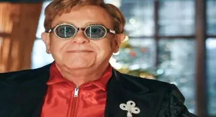 Elton John koronavirüse yakalandı