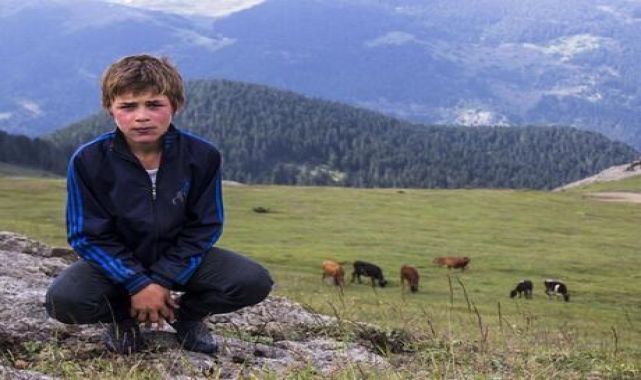 Eren Bülbül filminin oyuncuları kimler, konusu nedir? 'Kesişme: İyi ki varsın Eren' sinema filmi ne zaman, vizyona girdi mi?