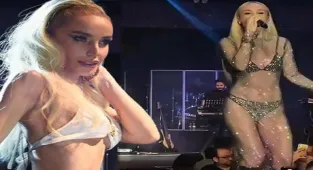 Gülşen iddialı sahne kostümüyle dikkat çekti