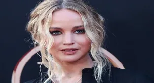 Jennifer Lawrence: Sadece izliyorum, çekmiyorum