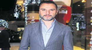 Koreografisini kendi hazırlıyor