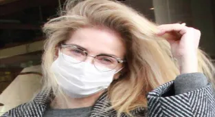 Makyajsız güzel Burcu Esmersoy