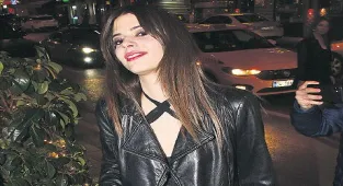 Mekan mekan geziyor